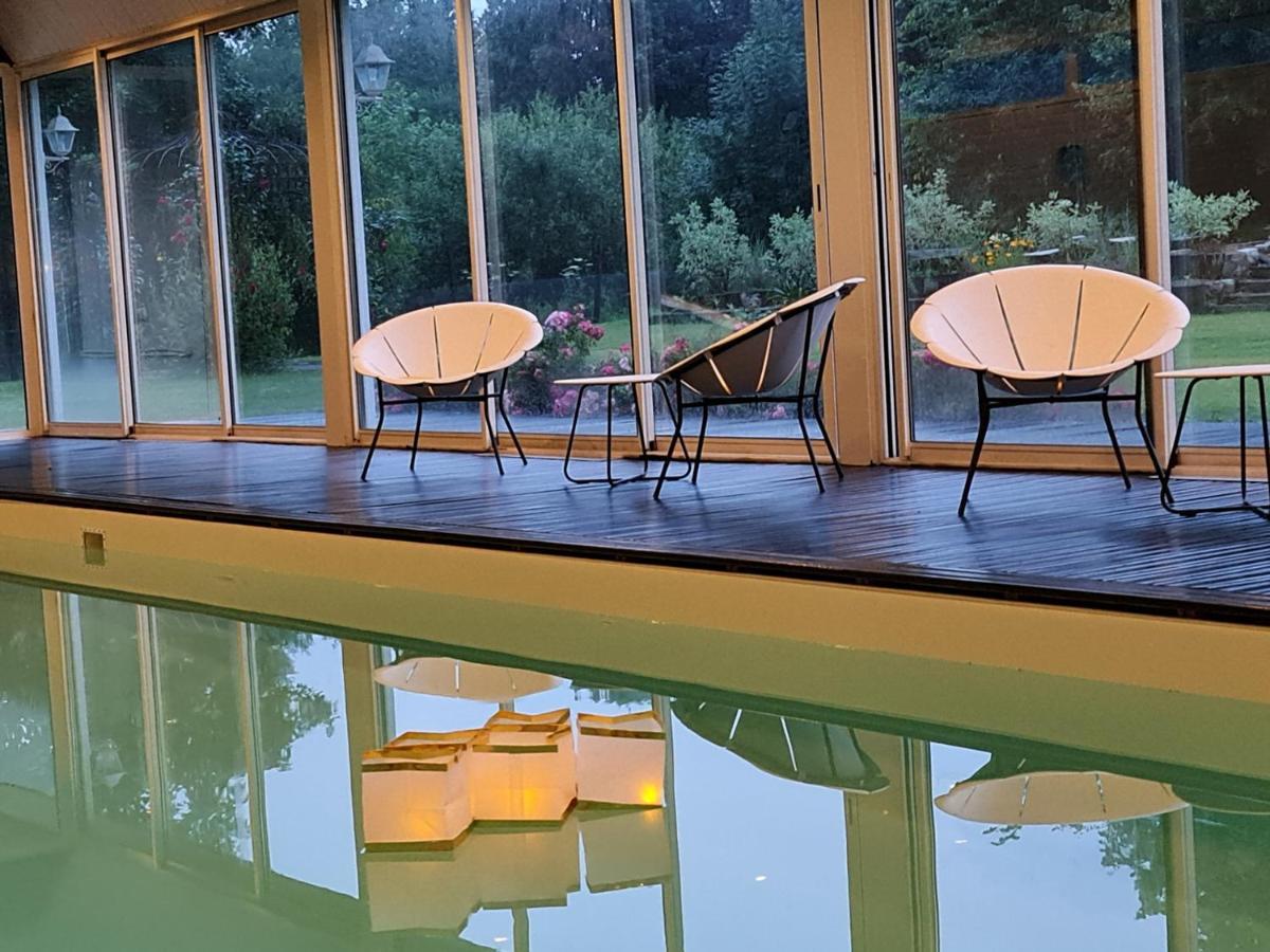 ホテル Le Manoir Des Marronniers Sully  エクステリア 写真