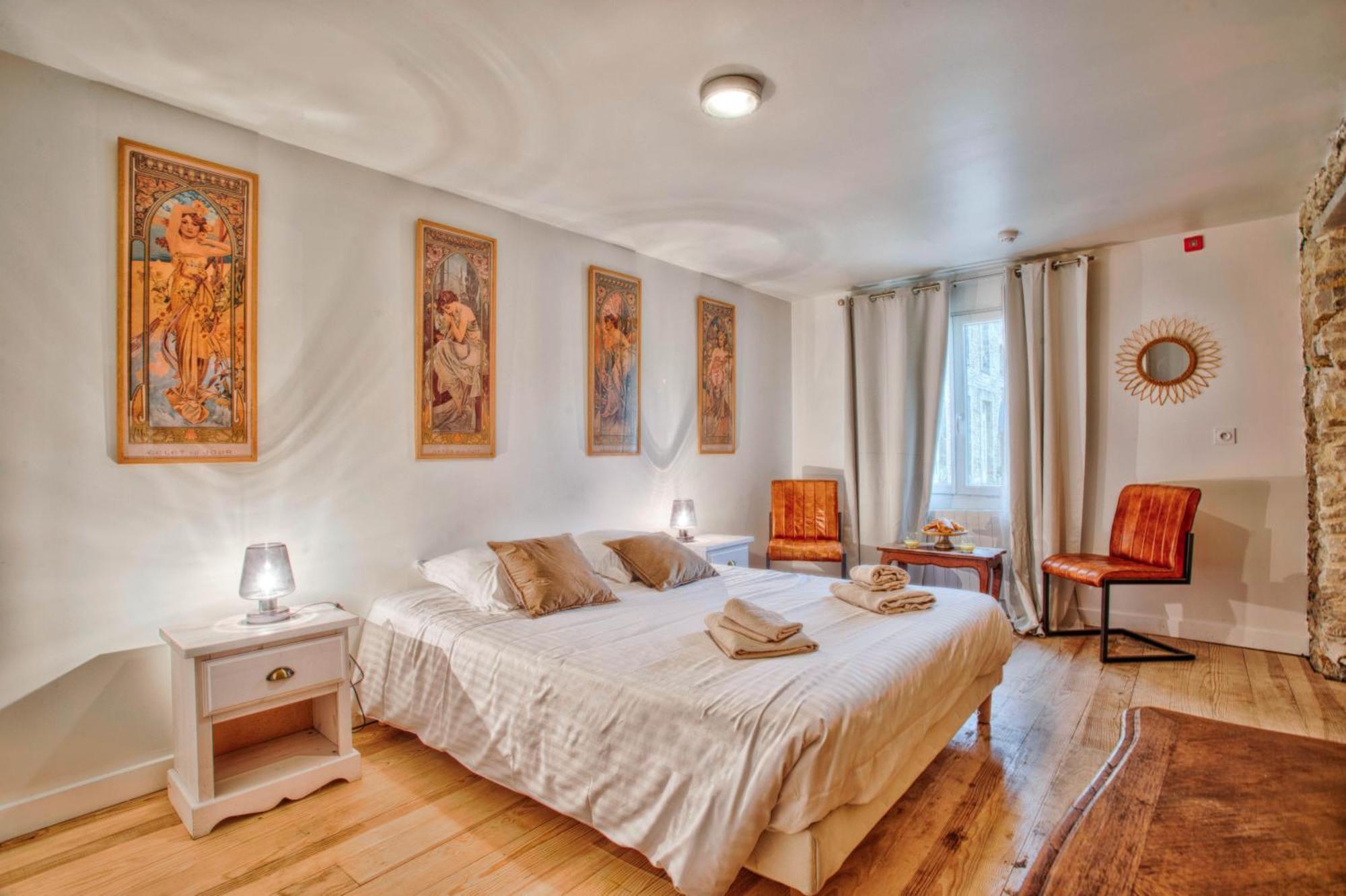 ホテル Le Manoir Des Marronniers Sully  エクステリア 写真